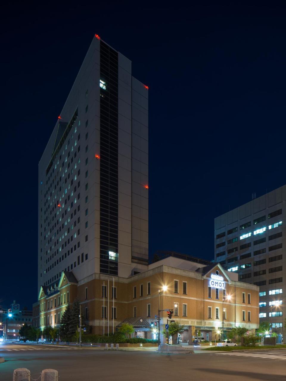 Omo7 Asahikawa By Hoshino Resorts Exterior foto The hospital at night